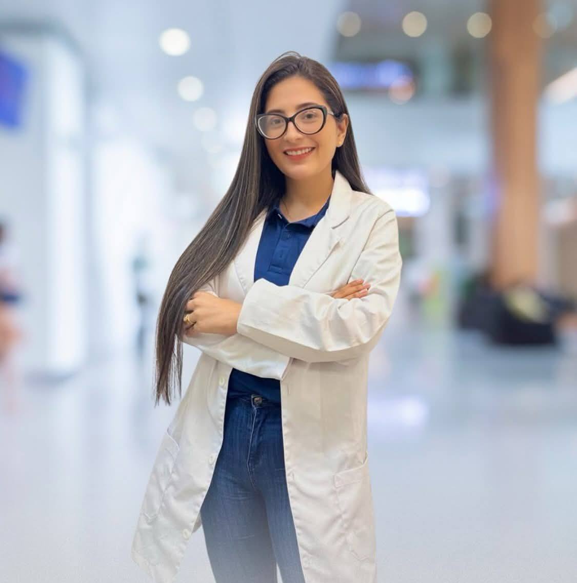 Dra. Yusti Romero Rangel — Especialista en lactancia materna Colombia Bogotá Medellín